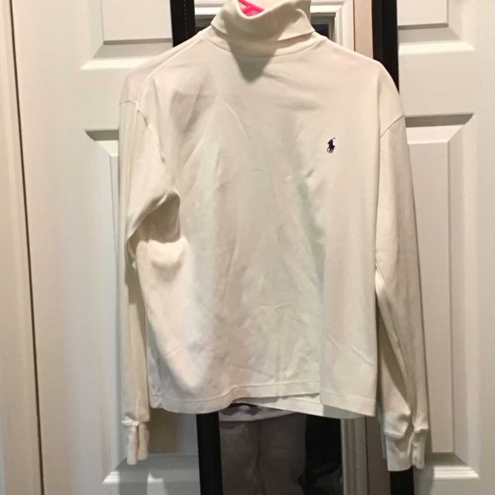 White Turtleneck Long Sleeve Shirt